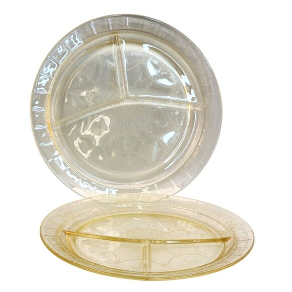 Vintage Federal Glass Amber Depression Divided Dinner Plates Set Of 2 Embossed F - Picture 3 of 9
